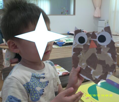 つくば市ルンルン保育園春日✨ふくろう製作お子さま達の様子🦉