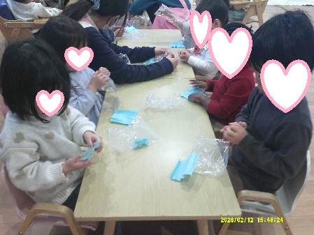 つくば市ルンルン保育園春日🍑ひな祭り製作🍑