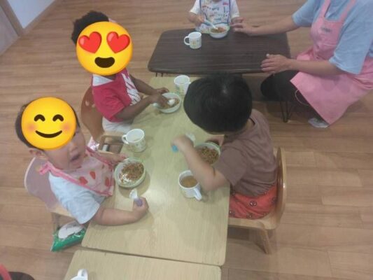 つくば市ルンルン保育園春日今日の15時おやつは❔🍜